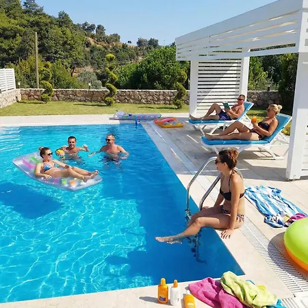 Usan 4 Bedroom Private In Hisaronu فيلة فتحية