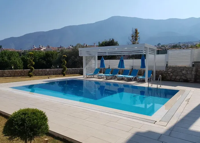 Usan 4 Bedroom Private In Hisaronu Vila