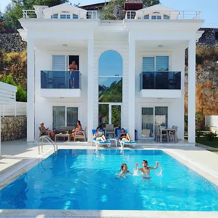 Usan 4 Bedroom Private In Hisaronu Vilă