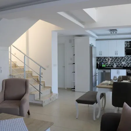 Villa Usan 4 Bedroom Private In Hisaronu